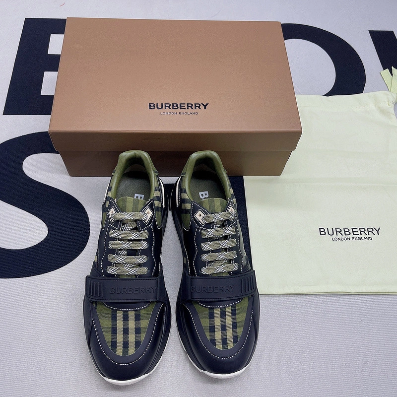 Bubery sneakers
