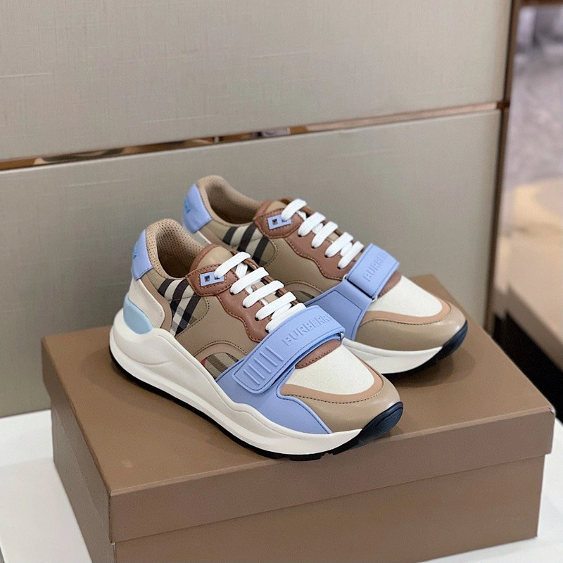 Bubery sneakers