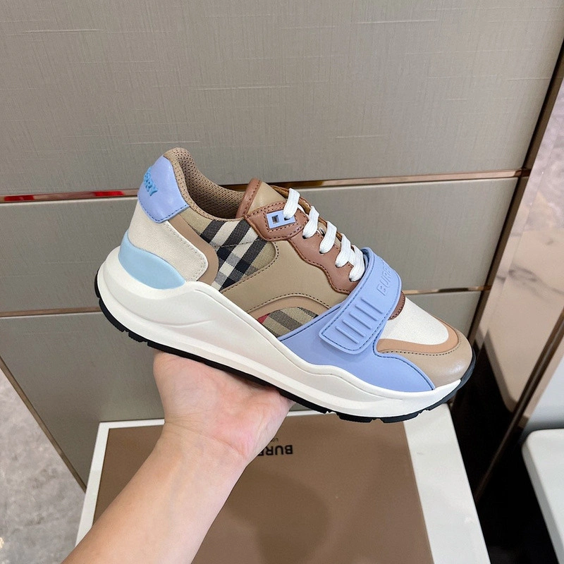 Bubery sneakers