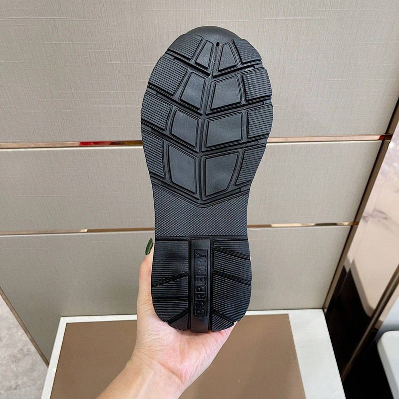 Bubery sneakers