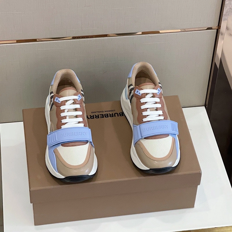 Bubery sneakers