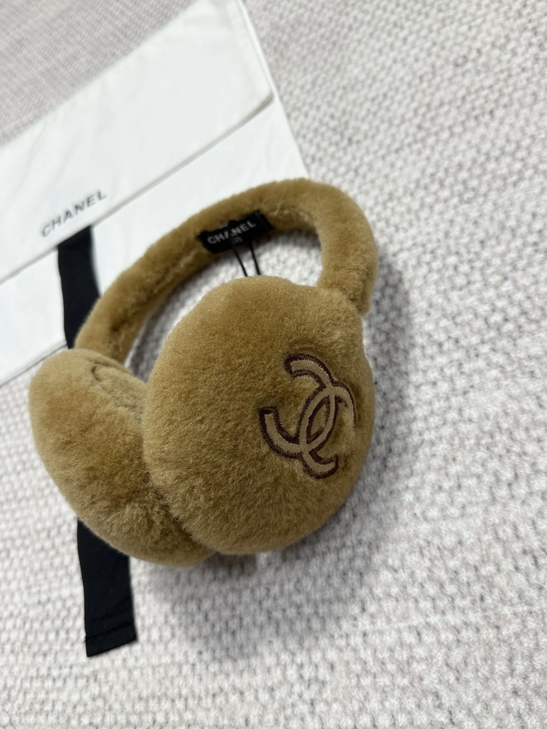 CANE  EARMUFFS