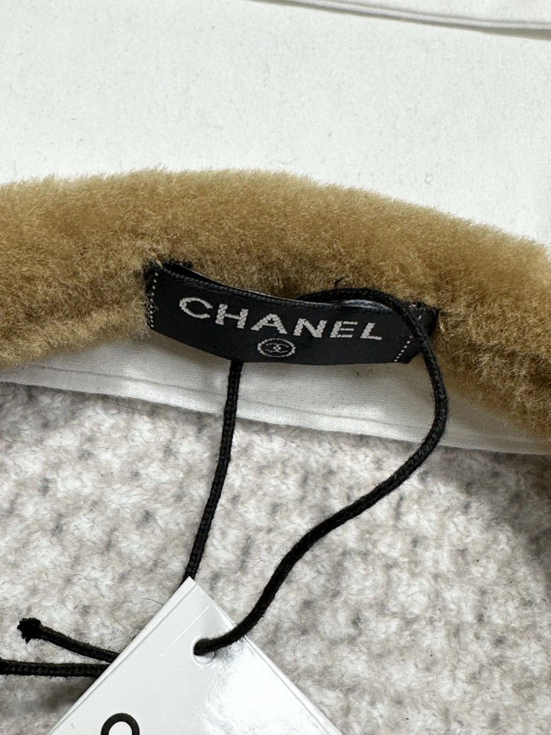 CANE  EARMUFFS