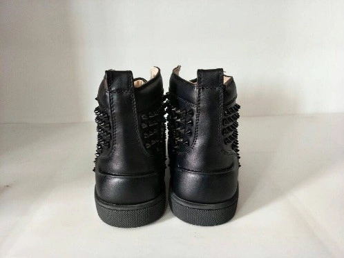 CL  SNEAKER