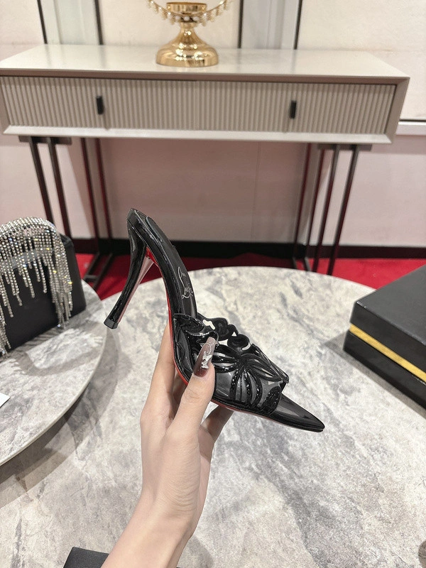 CL HIGH HEELED SHOES