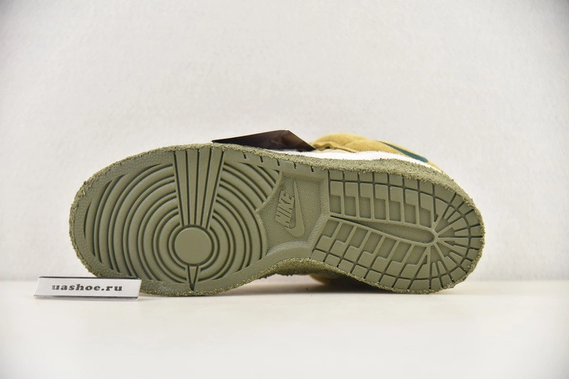 Cactus Plant Flea Market x Nike Dunk Low DM0430-700