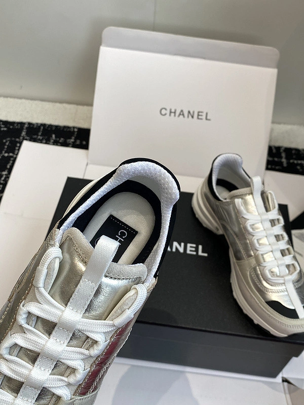 Cane sneakers