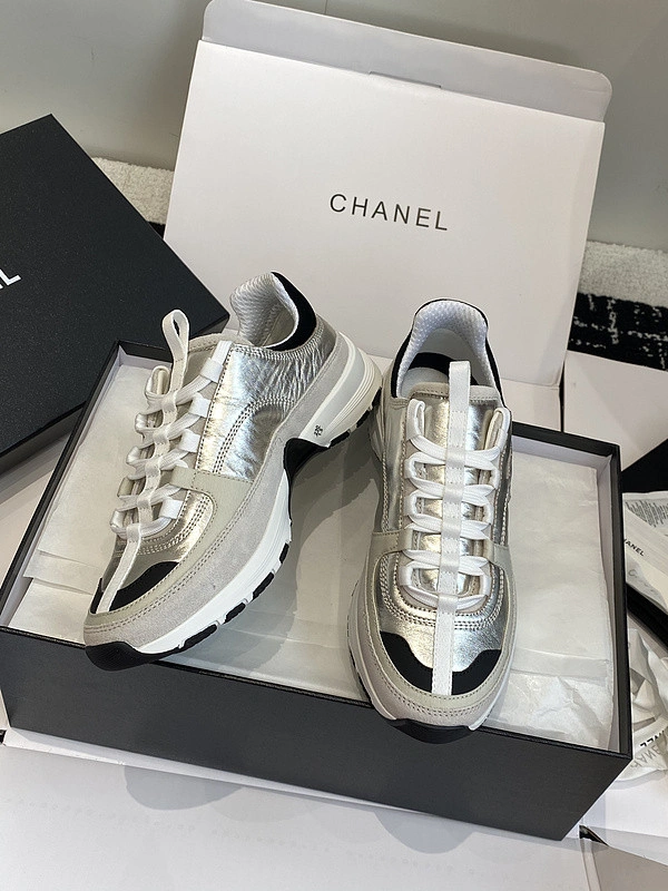 Cane sneakers