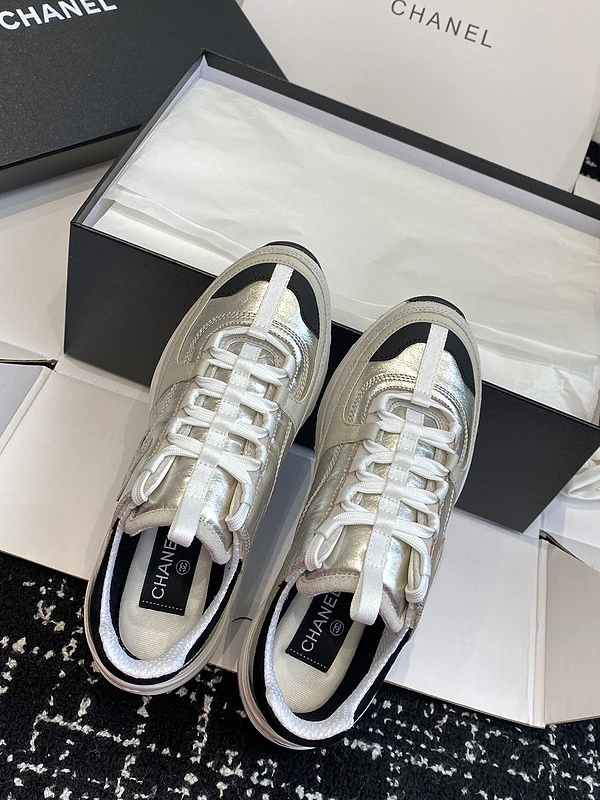Cane sneakers