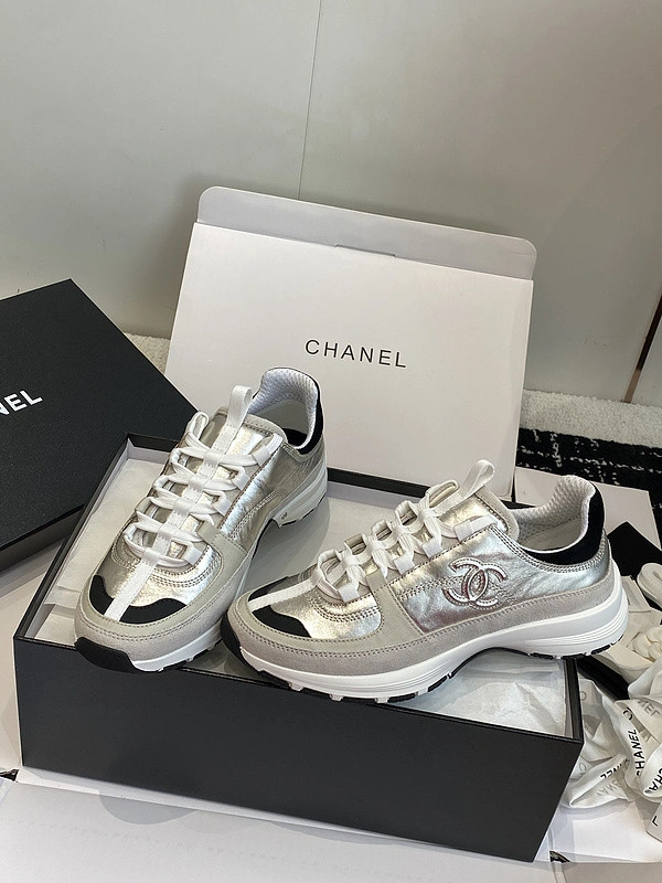 Cane sneakers