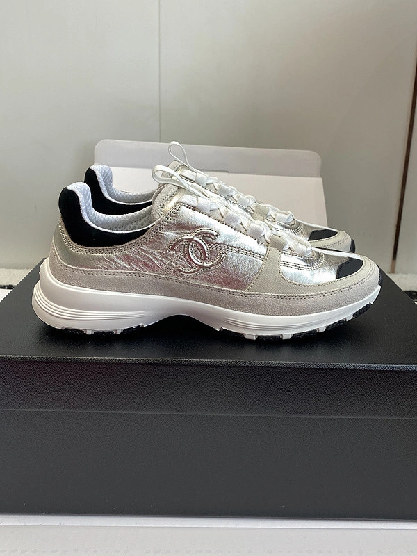Cane sneakers