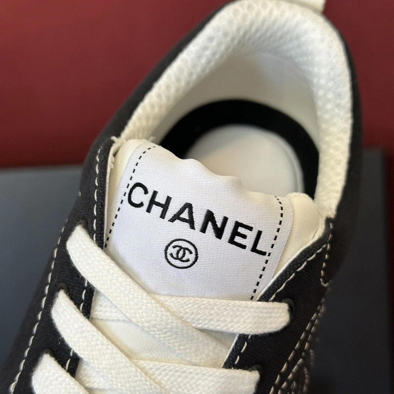 Cane sneakers