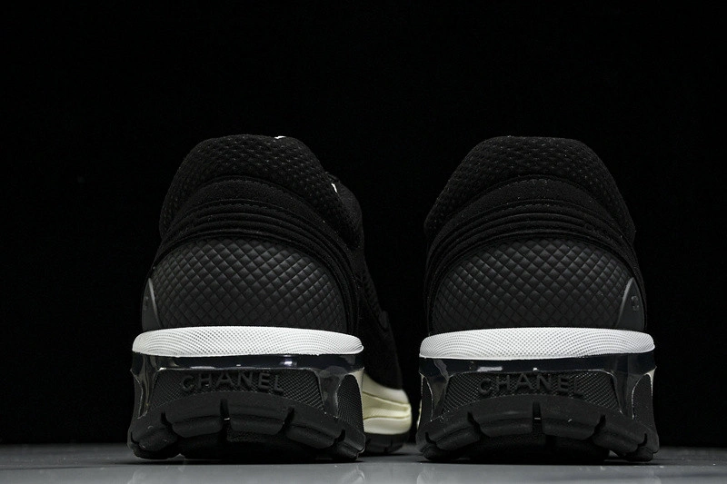 Cane sneakers