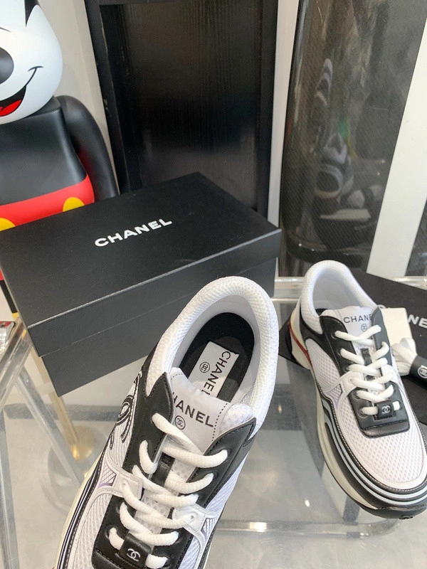 Cane sneakers