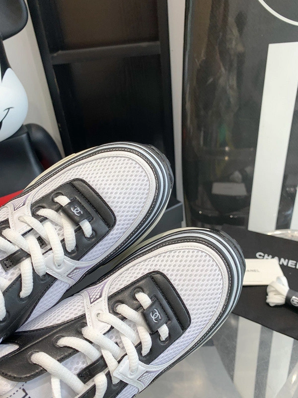 Cane sneakers