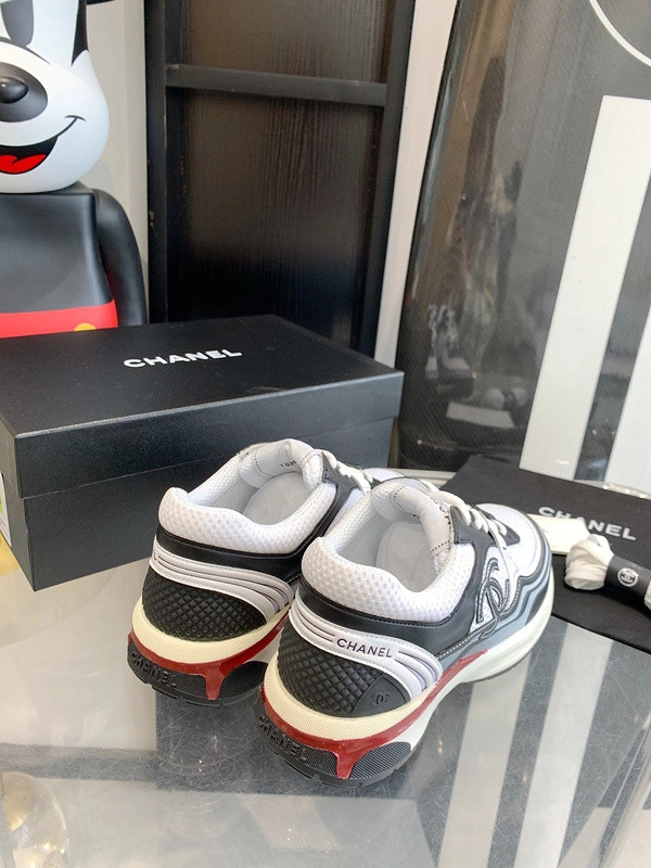 Cane sneakers
