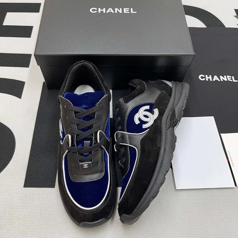 Cane sneakers