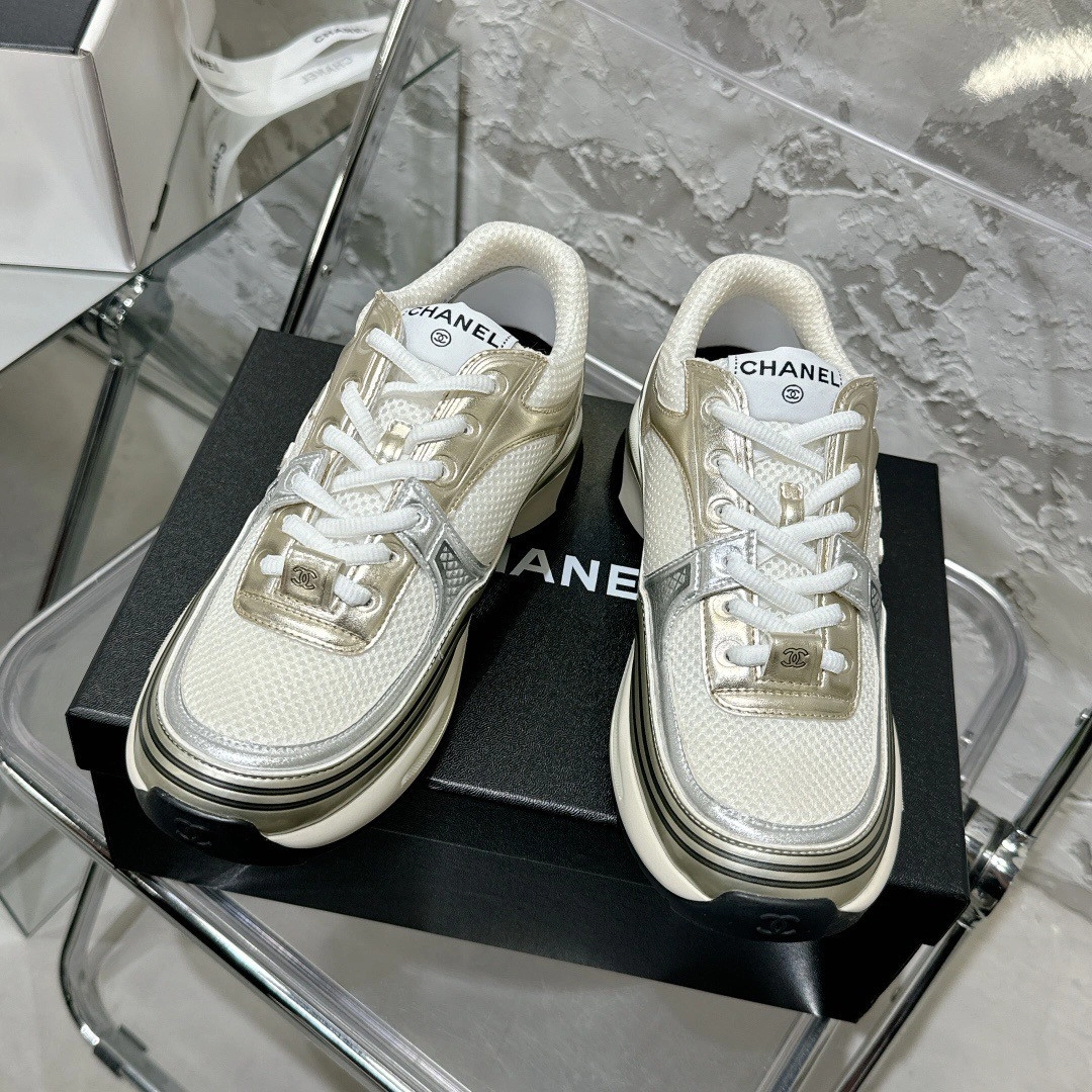Cane sneakers