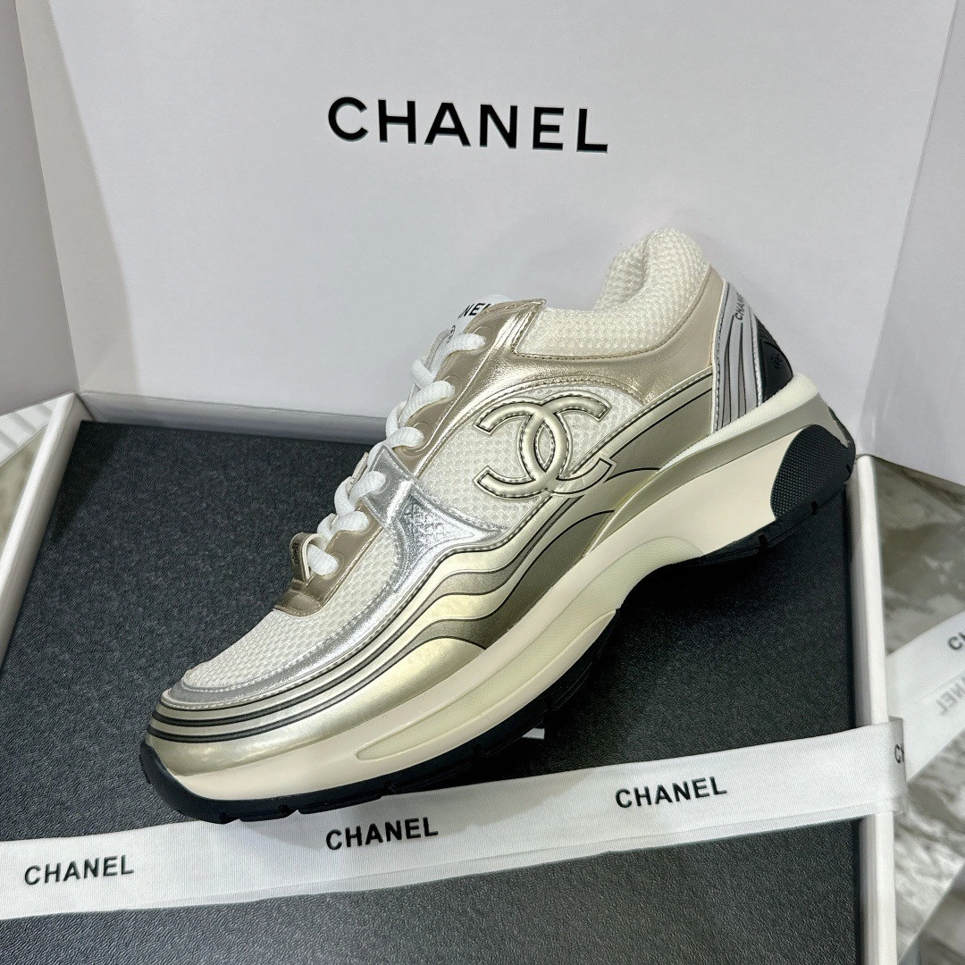 Cane sneakers