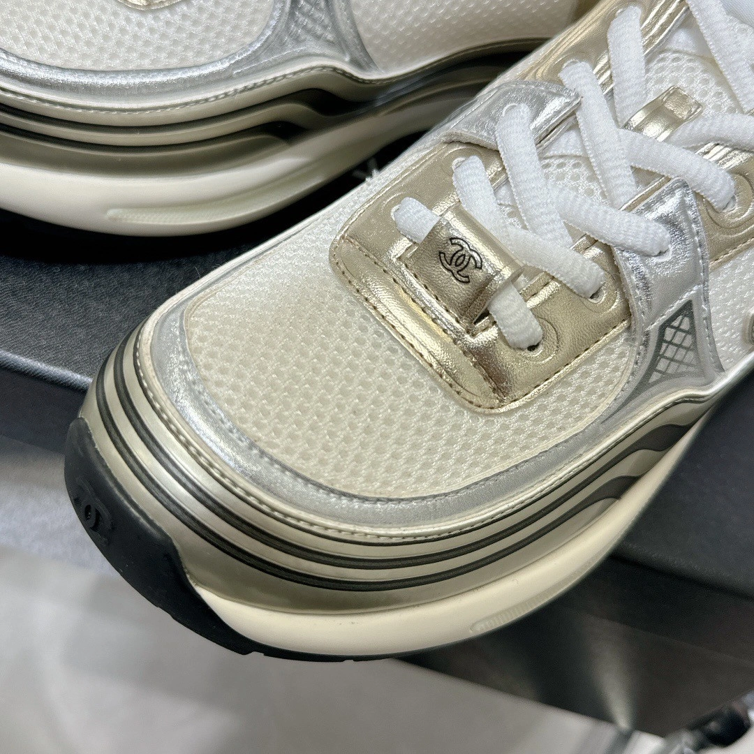 Cane sneakers