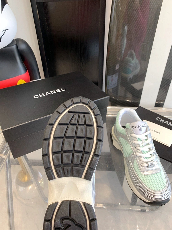 Cane sneakers