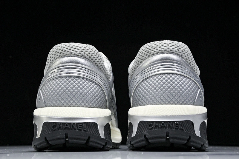 Cane sneakers