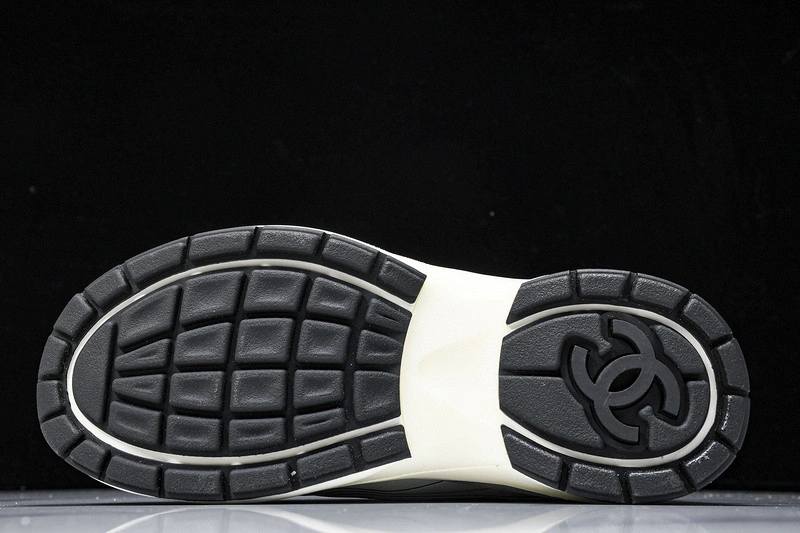 Cane sneakers