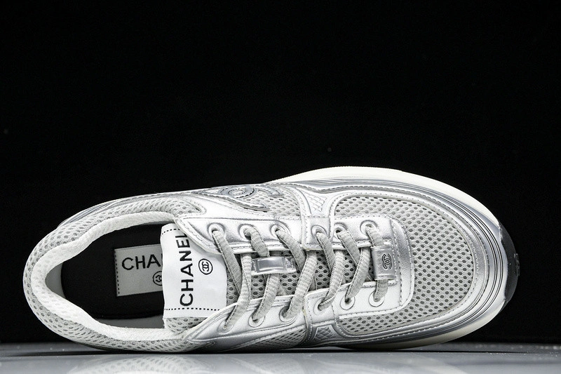 Cane sneakers