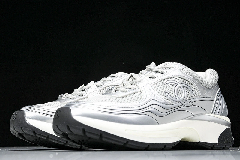 Cane sneakers