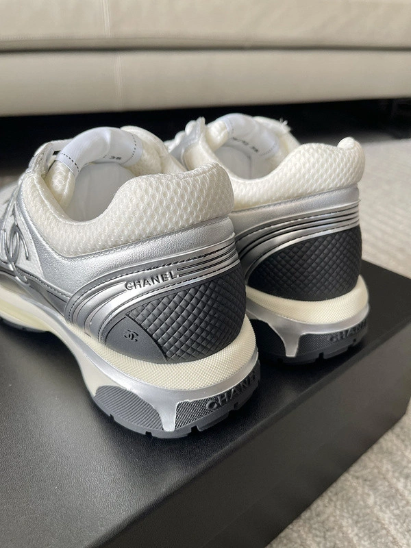 Cane sneakers