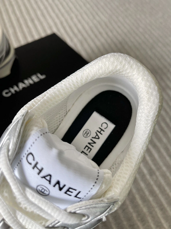 Cane sneakers