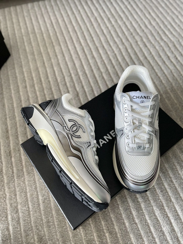 Cane sneakers