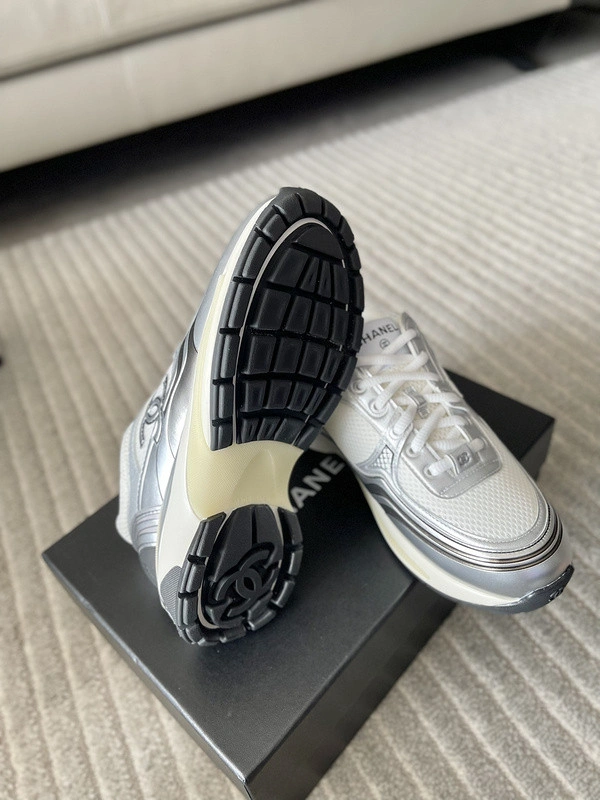Cane sneakers