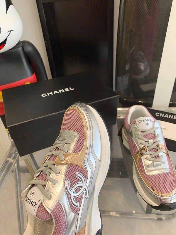 Cane sneakers