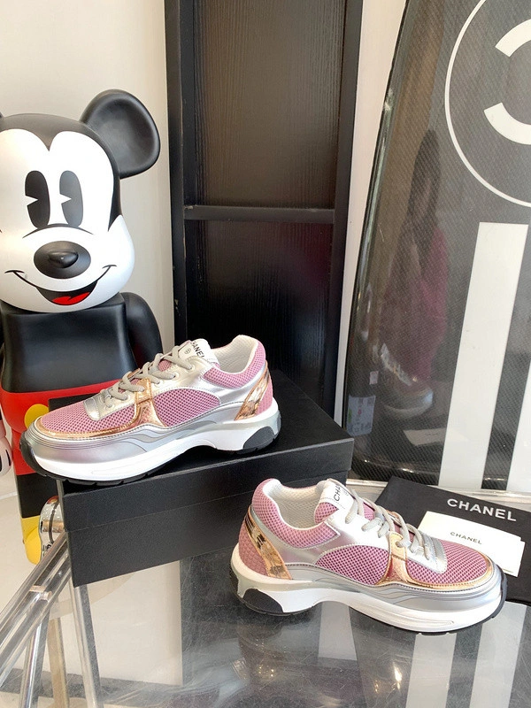 Cane sneakers
