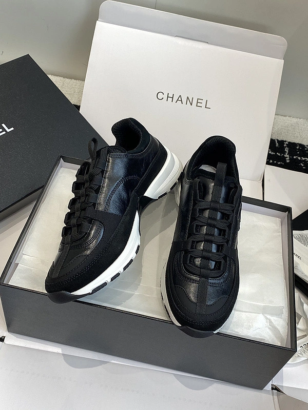 Cane sneakers