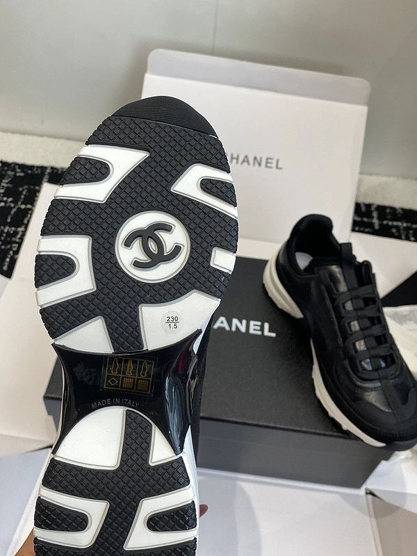 Cane sneakers