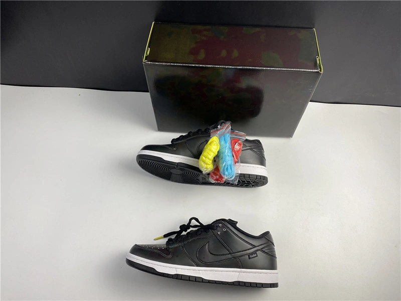 Civilist x Nike SB Dunk Low  CZ5123-001