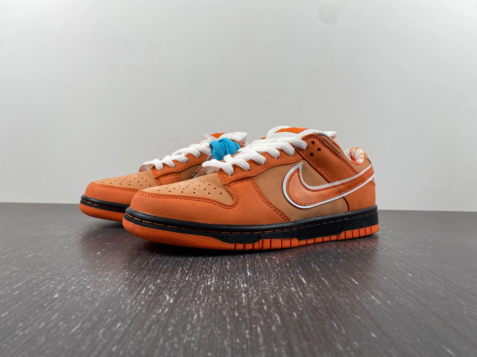 Concepts x Nike SB Dunk Low FD8776-800