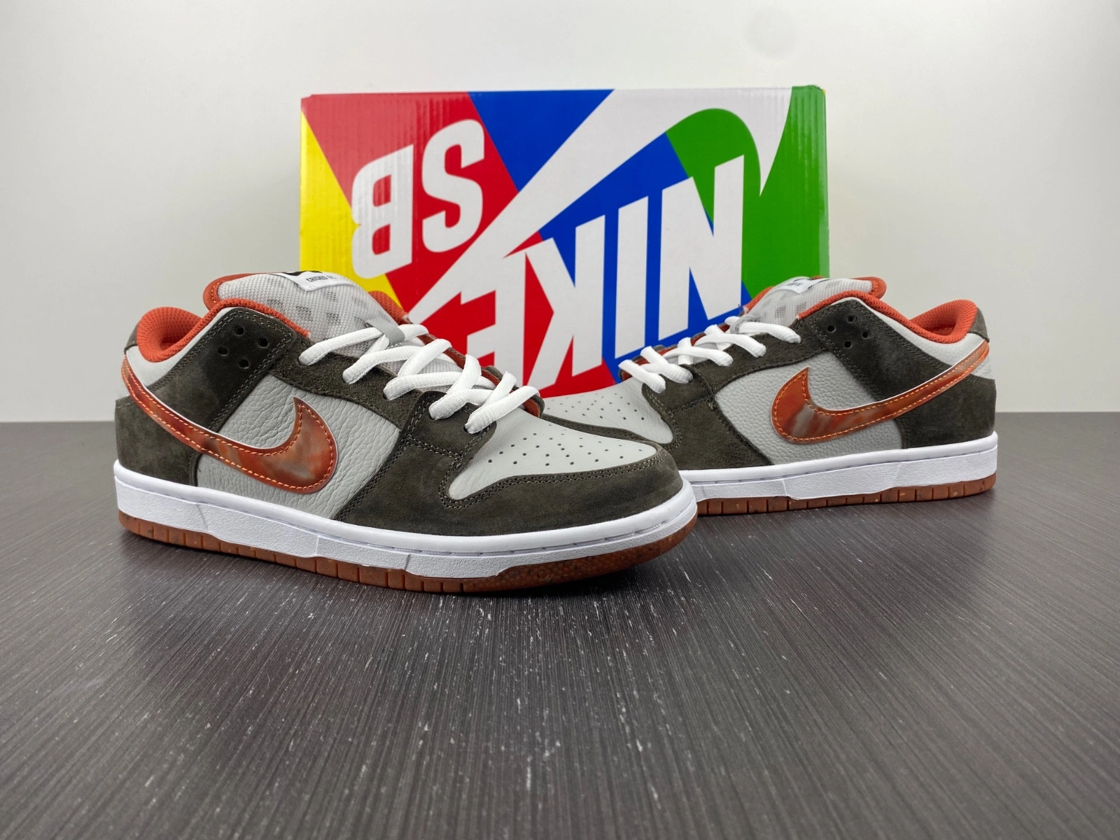 Crushed DC Nike SB Dunk Low DH7782-001