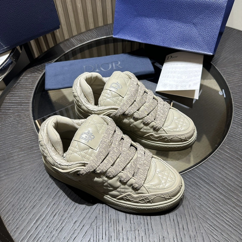 D1or B9S Skater Sneaker