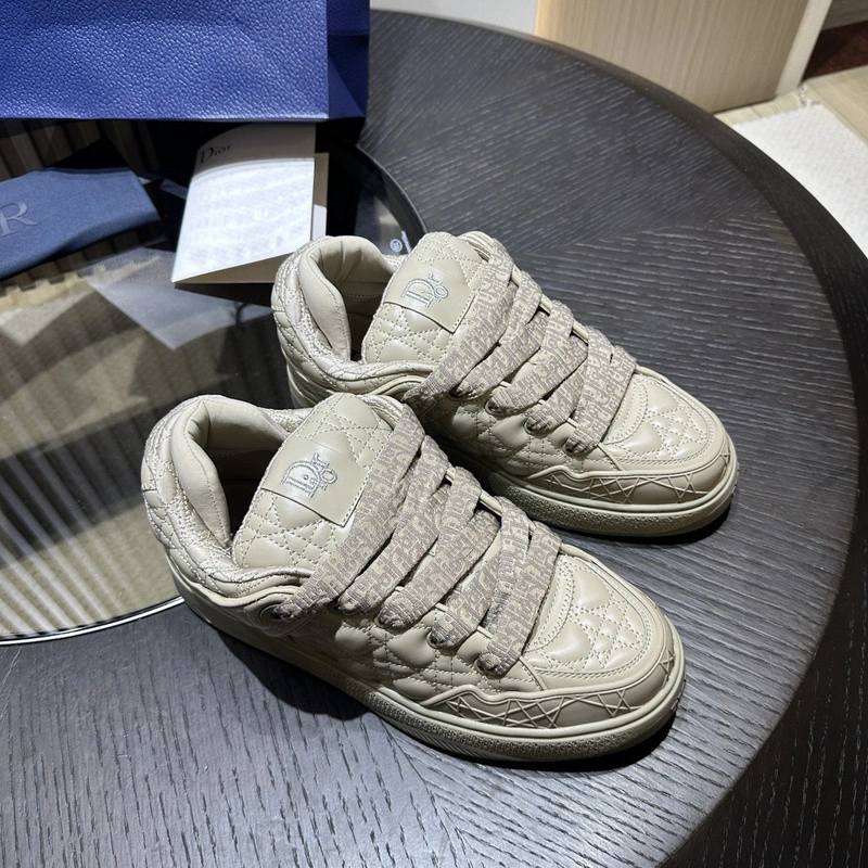 D1or B9S Skater Sneaker