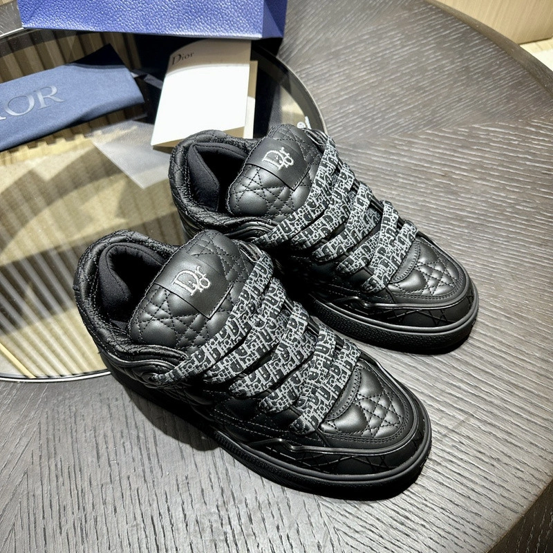 D1or B9S Skater Sneaker