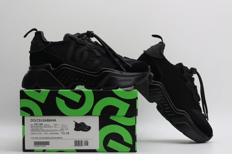 DG  sneaker