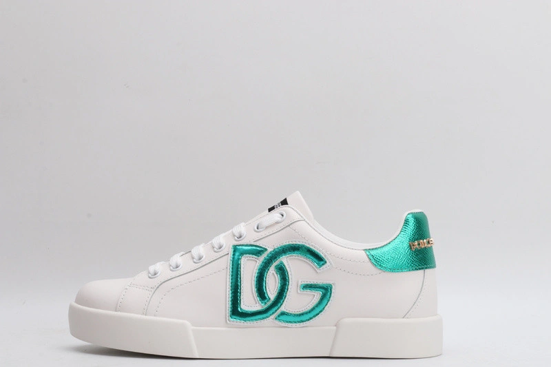 DG  sneaker