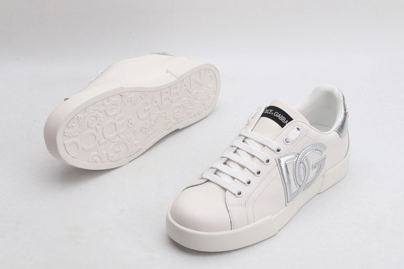 DG  sneaker