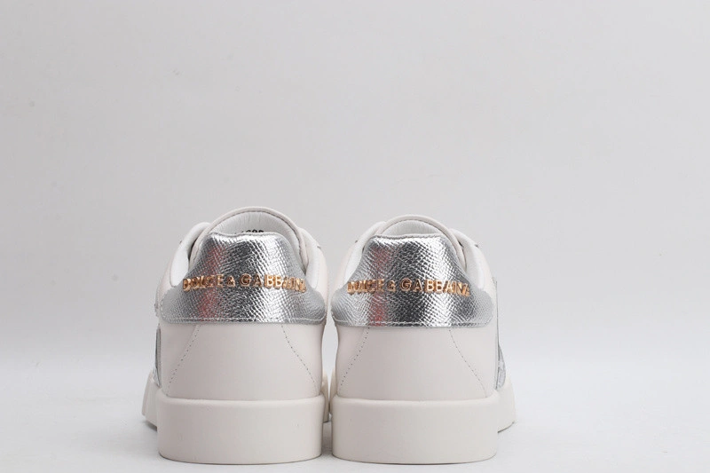 DG  sneaker