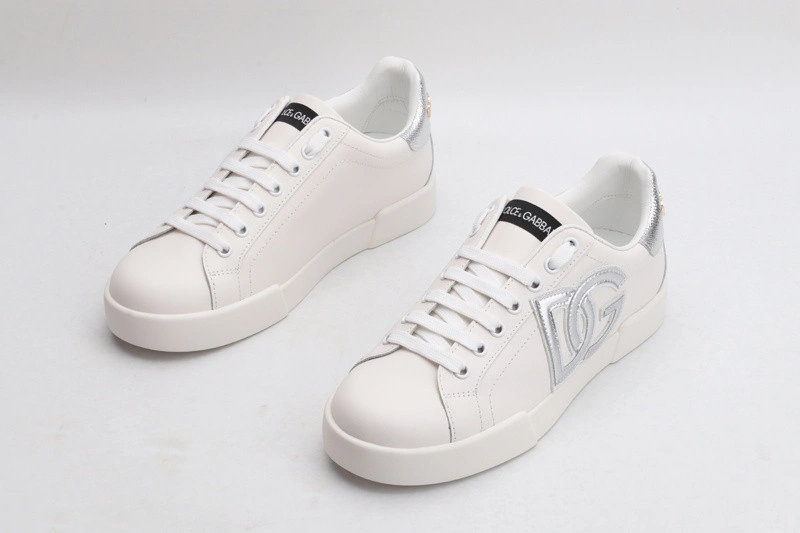 DG  sneaker