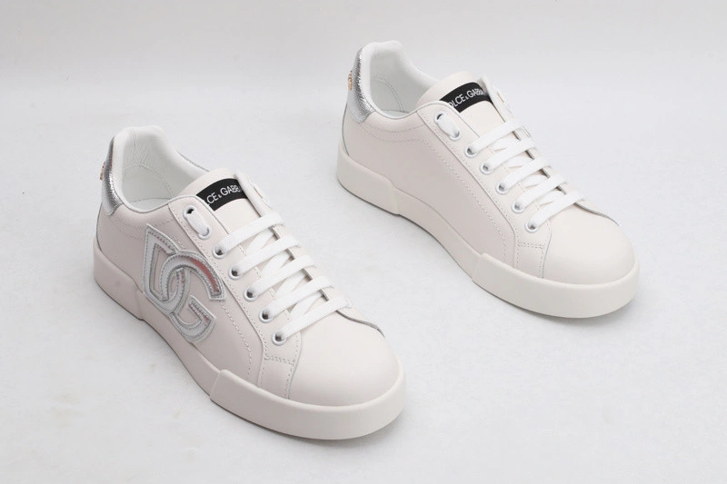 DG  sneaker