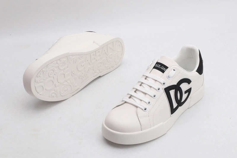 DG  sneaker